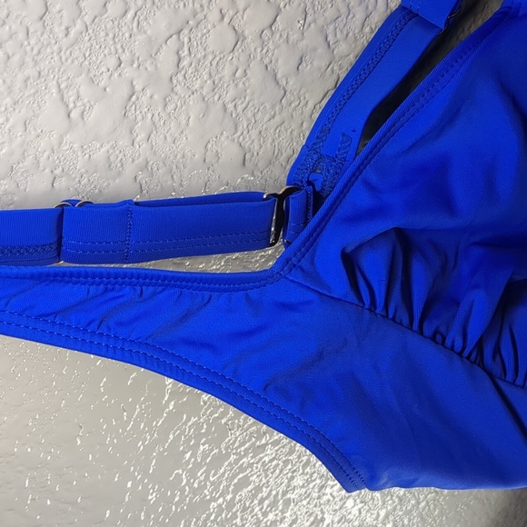 YONIQUE Womens Black & Blue Swimsuit NWT Plus Sz. 16W - Picture 2 of 8